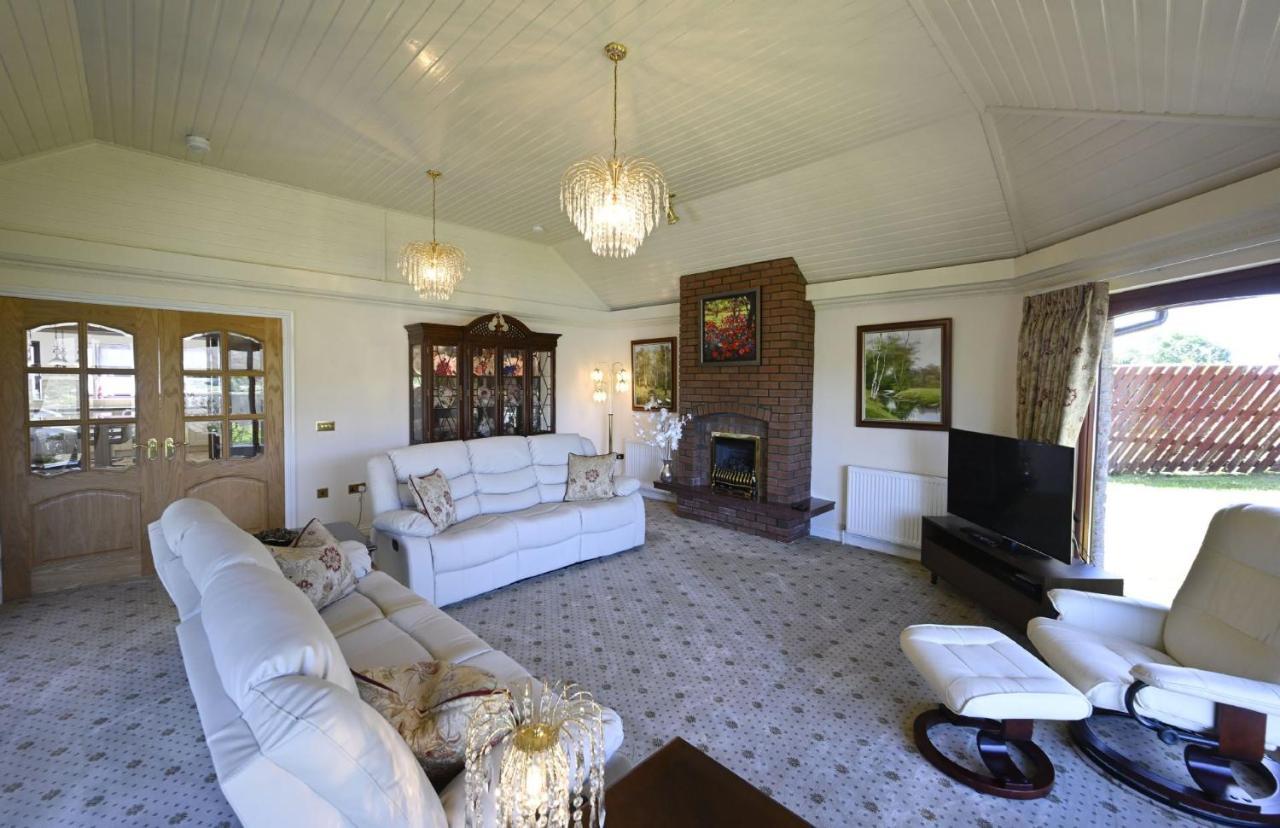 Hillcrest Villa Форт Уилям Екстериор снимка